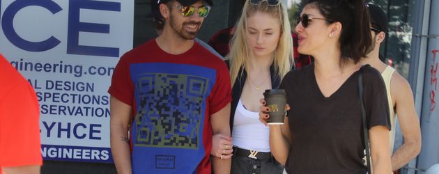 Sänger Joe Jonas und Schauspielerin Sophie Turner Sänger Joe Jonas und Schauspielerin Sophie Turner