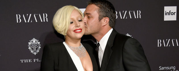 Lady GaGa und Taylor Kinney im Jahr 2014 Lady GaGa und Taylor Kinney im Jahr 2014