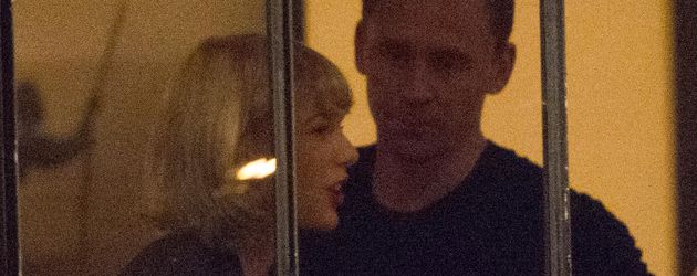Taylor Swift und Tom Hiddleston dinnieren in Nashville Taylor Swift und Tom Hiddleston dinnieren in Nashville