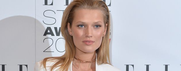 Toni Garrn Toni Garrn