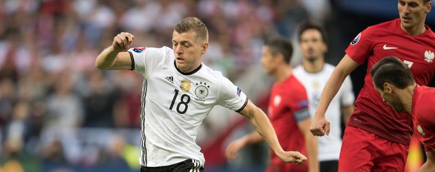 Toni Kross beim EM-2016-Match Deutschland gegen Polen im Stade de France Toni Kross beim EM-2016-Match Deutschland gegen Polen im Stade de France