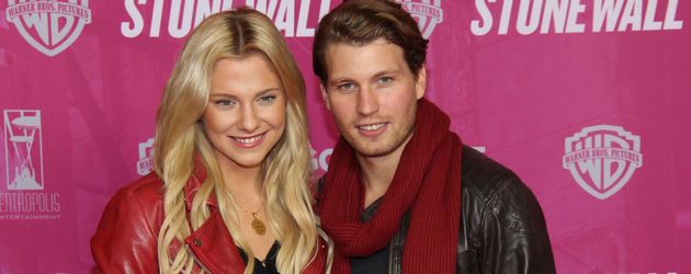Valentina Pahde und Raúl Richter bei einer Filmpremiere Valentina Pahde und Raúl Richter bei einer Filmpremiere