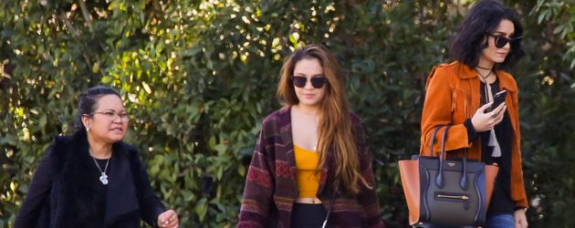 Vanessa Hudgens und Stella Hudgens Vanessa Hudgens und Stella Hudgens