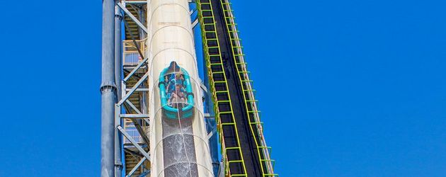 "Verrückt"-Wasserrutsche im "Schlitterbahn"-Park in Kansas City, USA "Verrückt"-Wasserrutsche im "Schlitterbahn"-Park in Kansas City, USA