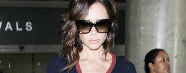 Victoria Beckham am Flughafen in Los Angeles Victoria Beckham am Flughafen in Los Angeles