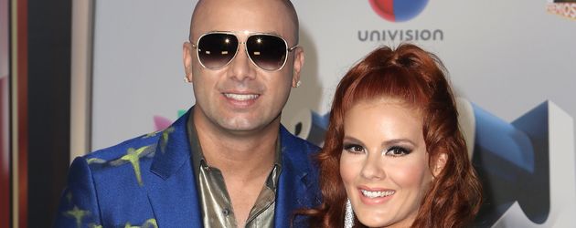 Wisin und seine Ehefrau Yomaira Ortiz Feliciano Wisin und seine Ehefrau Yomaira Ortiz Feliciano